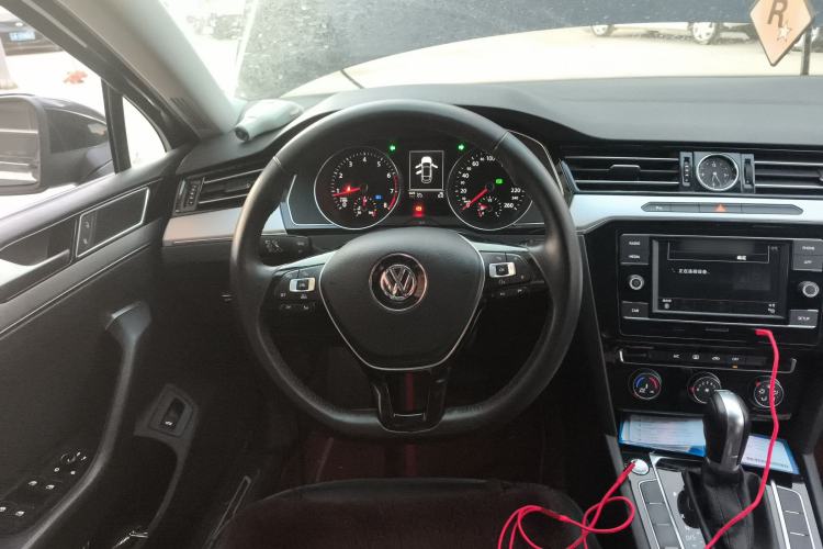 Used Volkswagen Magotan 2018 280TSI DSG Leading Model
