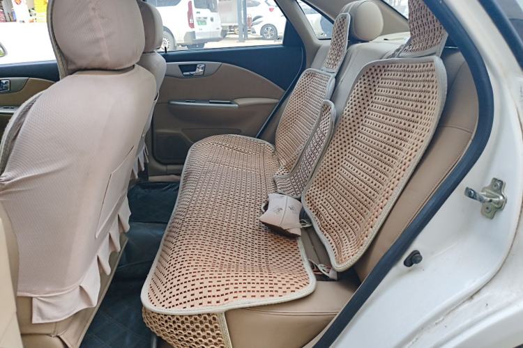 Used Buick Excelle 2013 1.5L Manual Classic Model Left Rear Seat