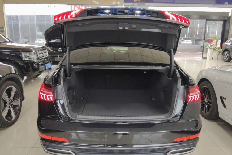 Used Audi A6L 2022 40 TFSI Luxury Dynamic Model
