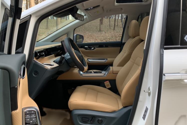 Used GAC Trumpchi Trumpchi E8 2024 Honor Series 2.0L Honor Edition
