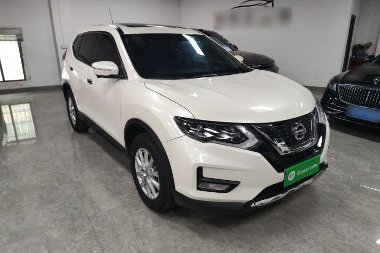 Used Nissan X-Trail 2022 2.0L Two-Wheel Drive Smart Connect Premium Edition
