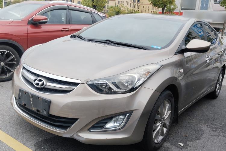 Used Hyundai Elantra (5th Generation / Langdong) 2015 1.6L Automatic Fashion Model