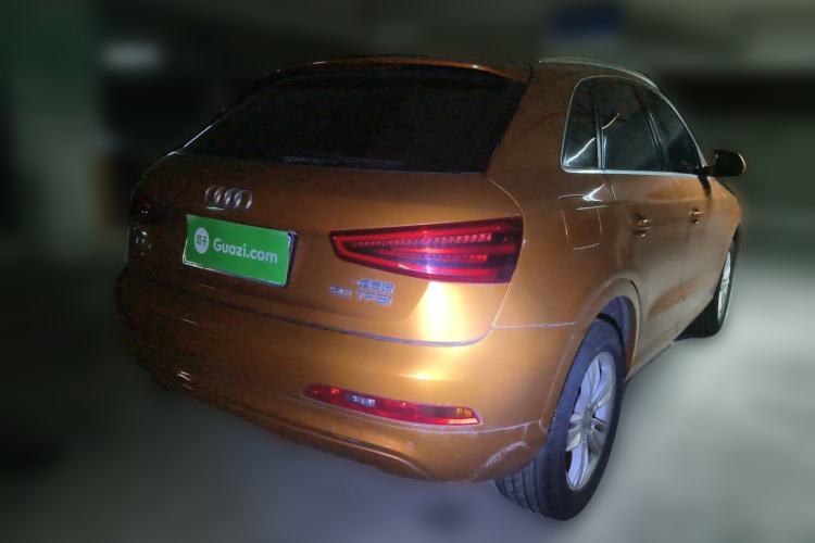 Used Audi Q3 2015 30 TFSI Comfort Model Rear Right 45 Deg