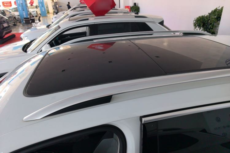 Used Volkswagen Tayron 2023 300TSI Two-Wheel-Drive Luxury Plus Advanced Edition