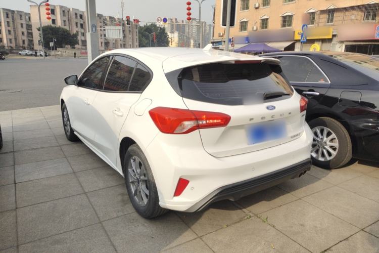 Used Ford Focus 2021 Hatchback EcoBoost 180 Automatic Titanium Edition
