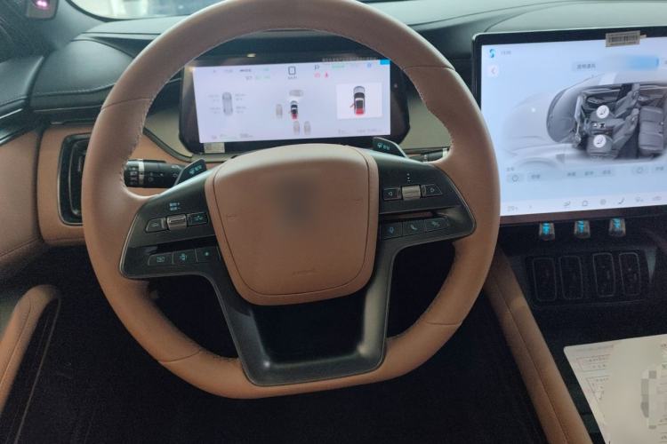 Used BYD Song L EV 2025 Intelligent Driving Version 662 km LiDAR Excellence Edition Steering Wheel
