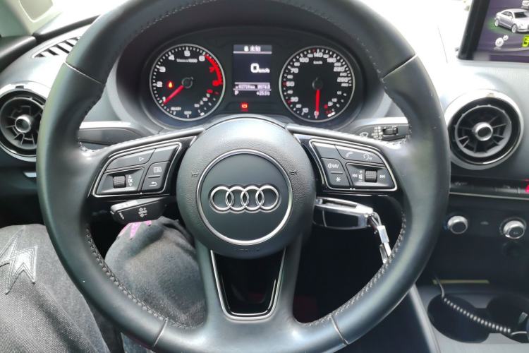Used Audi A3 2020 Limousine 35 TFSI Fashion Edition China VI Emission Standard
