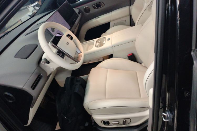 Used Li Auto i6 2025 Model Four-Wheel-Drive Standard Type Left Front Seat