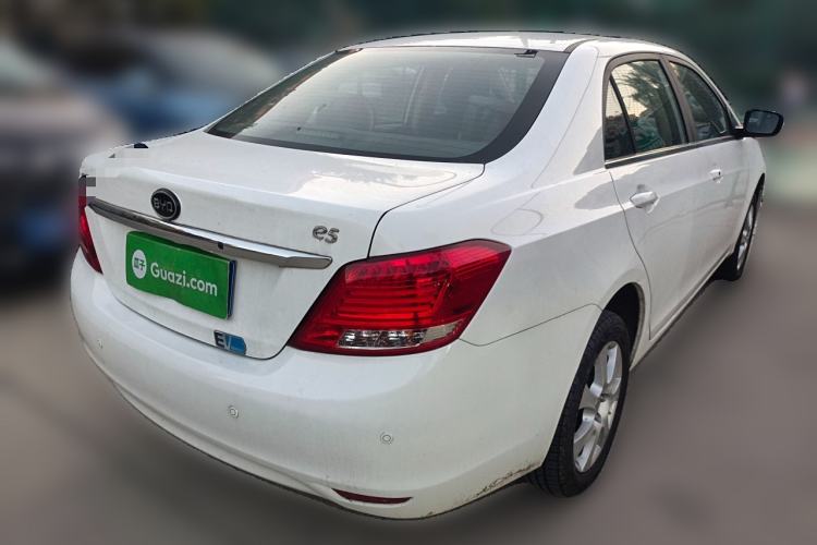 Used BYD e5 2016 300 Luxury Edition
