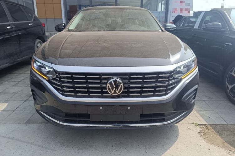 Used Volkswagen Passat 2026 Model, Outstanding 380TSI Longteng Edition
