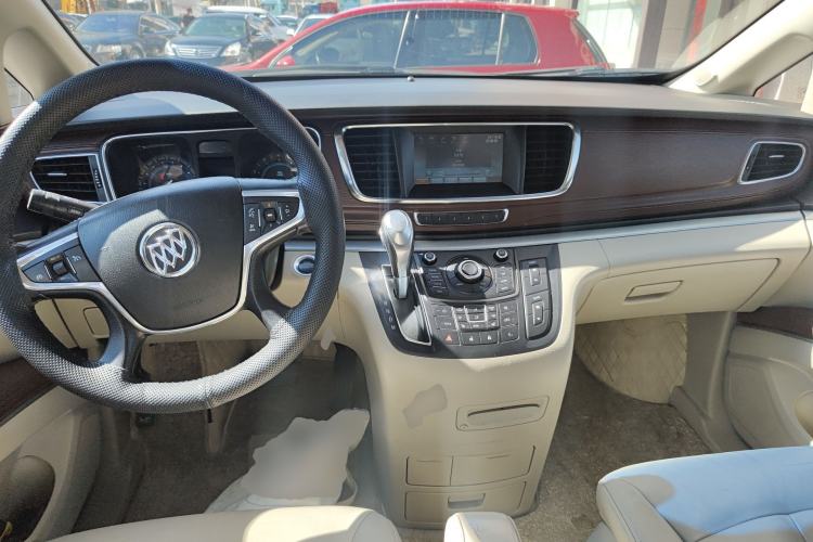 Used Buick GL8 2014 3.0L GT Luxury Business Haoya Edition Center Console