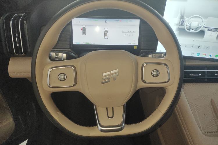 Used JETOUR Shanhai L7 Plus 2025 Model 220km Flagship 7-seater
