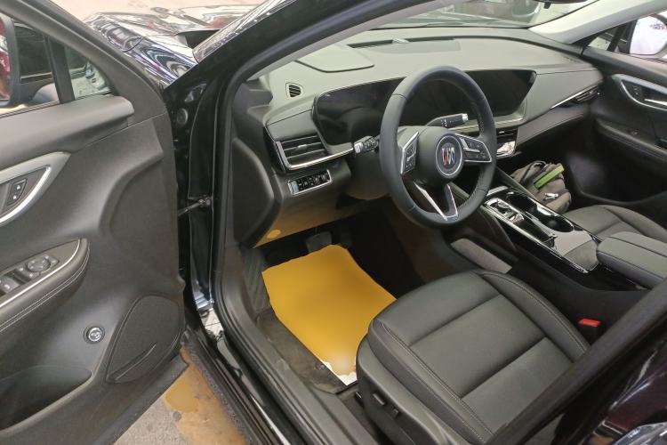 Used Buick Envision 2025 25T Entry-Grade Platinum Edition
