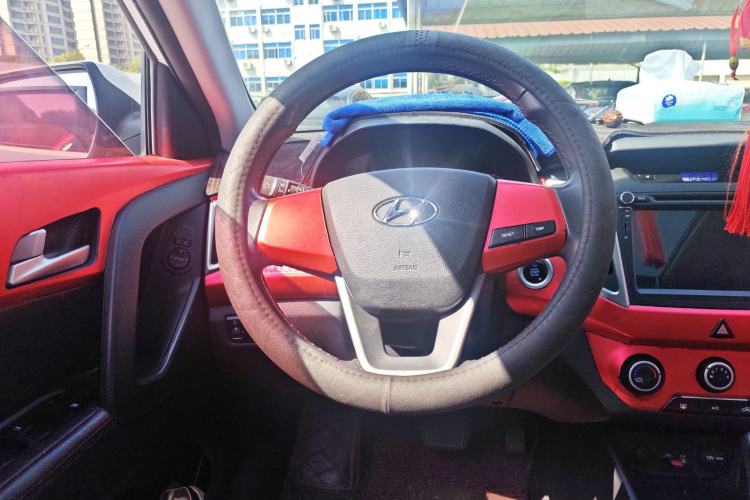 Used Hyundai ix25 2015 1.6L Automatic Two-Wheel Drive Smart GLS Trim
