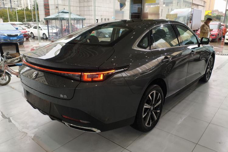 Used Changan Eado 2025 Blue Whale 1.5T 500Bar Prestige Model