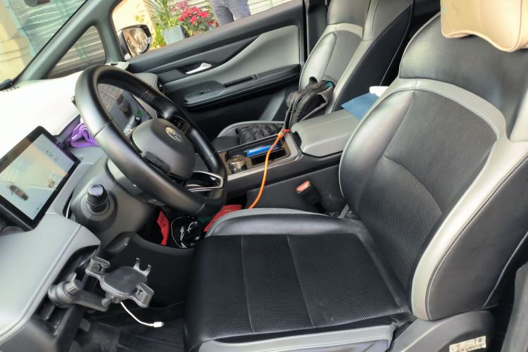 Used Hycan Z03 2022 510 km Range Trendy Cool Version 135 kW 63.98 kWh
