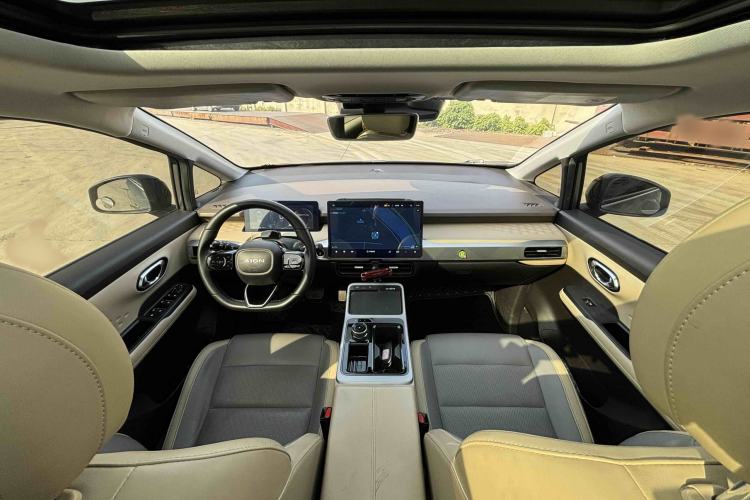 Used AION Y 2021 70 Tech Vitality Edition