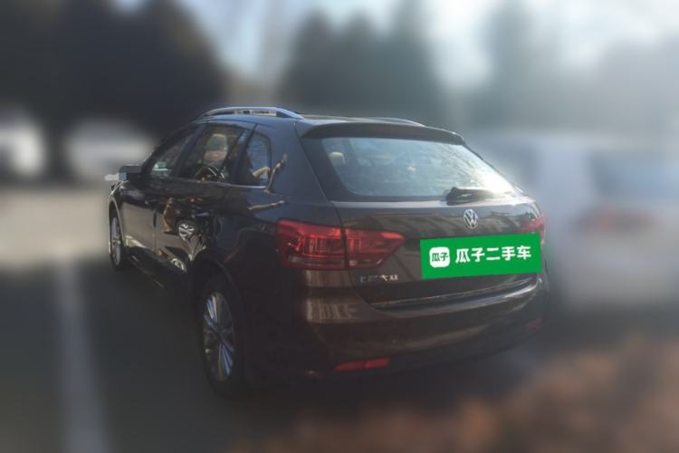 Used Volkswagen Gran Lavida 2013 1.6L Automatic Comfort Model
