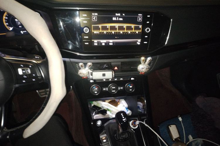 Used Volkswagen Tayron 2019 380TSI Four-Wheel Drive R-Line China VI-standard Audio And AC Panel