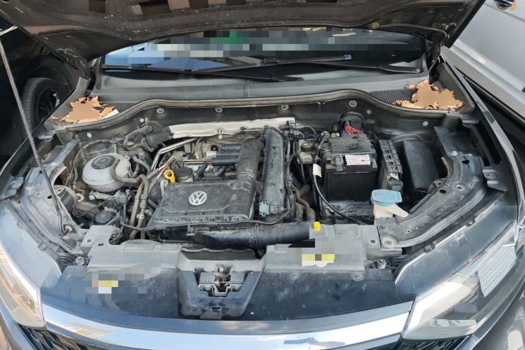 Used Jetta VS7 2021 Black Edition 1.4T Automatic Glory Version Engine Bay