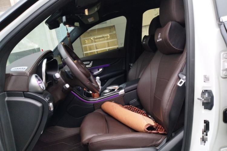 Used Mercedes-Benz GLC 2018 Facelift GLC 260 4MATIC Luxury Edition
