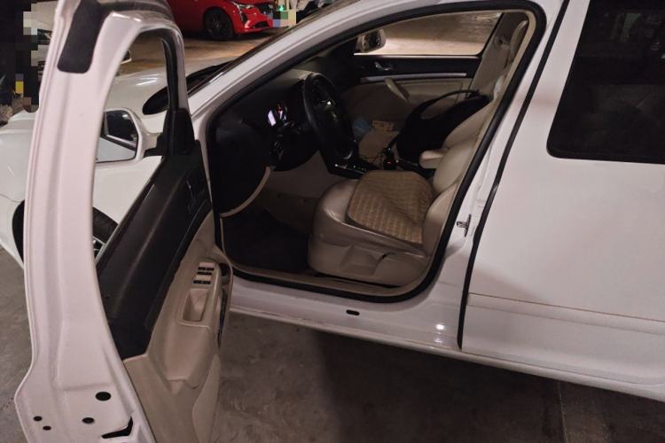 Used Skoda Octavia 2015 Classic Model 1.6L Automatic Yijie Version