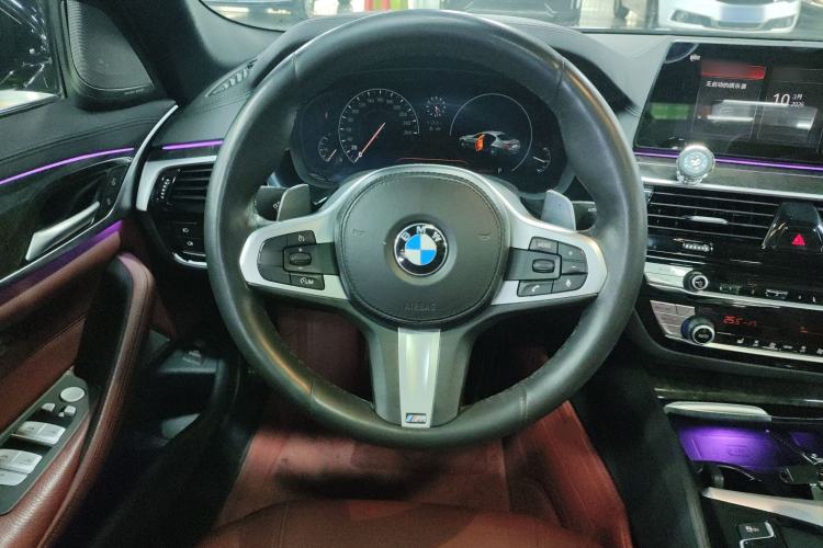Used BMW 5 Series 2019 530Li Leading Model M Sport Package Steering Wheel