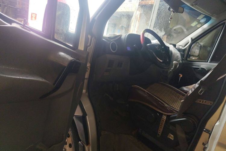 Used JAC Group Sunray 2017 1.9T Short-Wheelbase Mid-Roof Xingkuai Multi-Purpose Passenger Vehicle