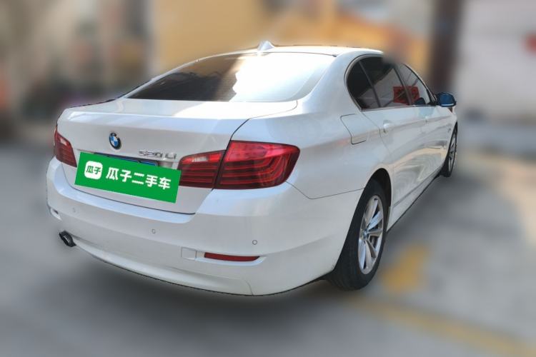 Used BMW 5 Series 2014 520Li Elegant Model

