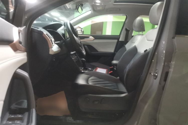 Used Volkswagen Tharu 2023 300TSI Two-Wheel-Drive Full Moon Edition Left Front Seat