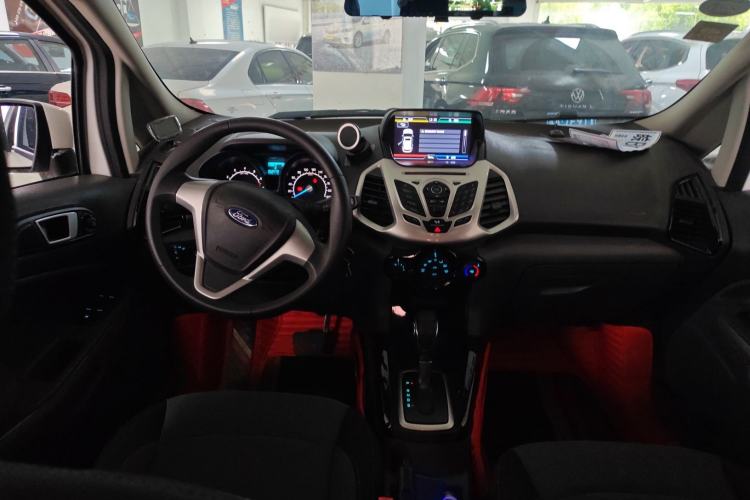 Used Ford EcoSport 2013 1.5L Automatic Fashion Model Center Console