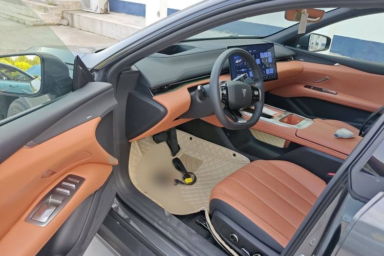 Used Deepal L07 2024 230Max Qiankun Intelligent Driving ADS SE Range-Extended Version