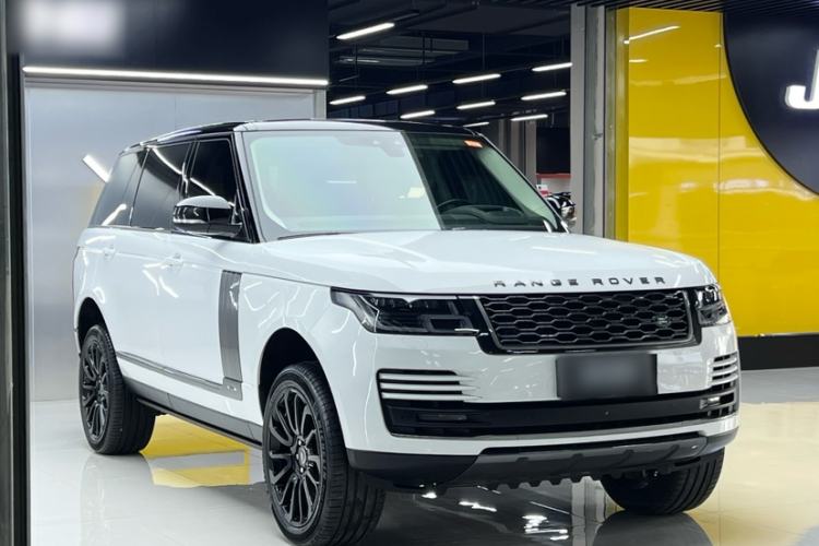 Used Land Rover Range 2021 3.0 L6 Century Extended Classic Edition Exterior 2