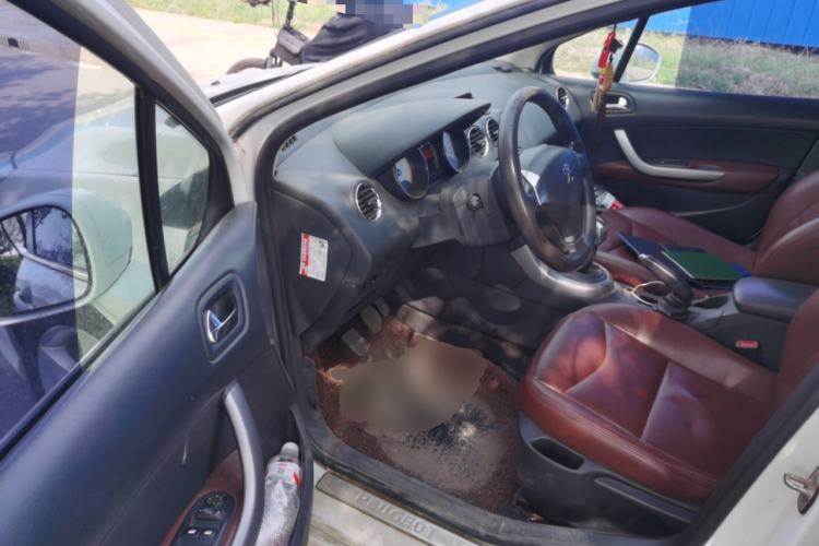 Used Peugeot 408 2013 2.0L Manual Comfort Edition Driver Seat