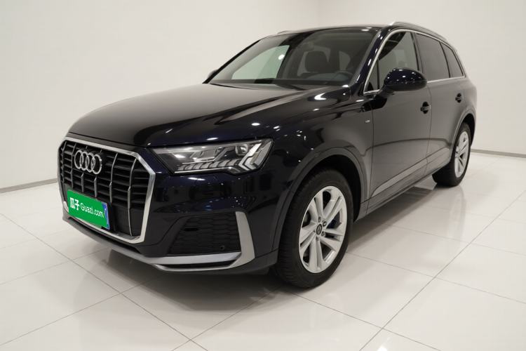 Used Audi Q7 2021 45 TFSI quattro S line Sport model