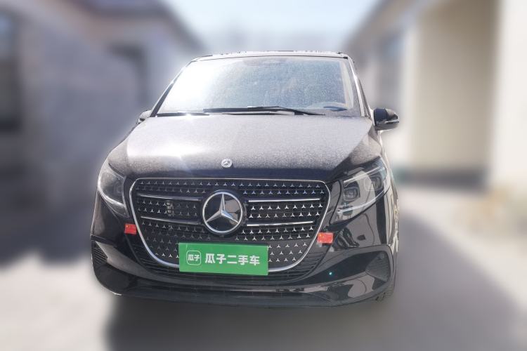 Used Mercedes-Benz V-Class 2024 V 300 Pilot Edition Front