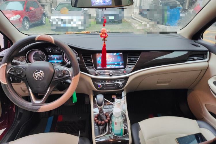 Used Buick Verano 2019 Sedan 15S Automatic Leading Model Center Console
