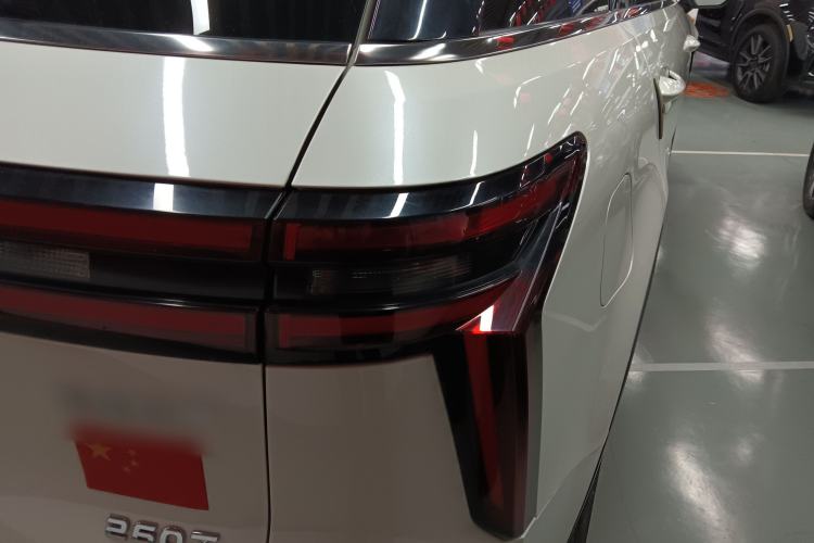 Used Venucia Star 2021 260T Automatic 48V Mild Hybrid Turbocharged Star Achieve Edition
