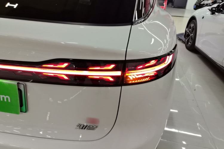 Used VOYAH COURAGE 2025 Model Rear-Drive Qiankun Edition Right Rear Taillight