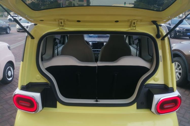 Used Wuling Hongguang MINIEV 2024 3rd Generation 215km Advanced Version
