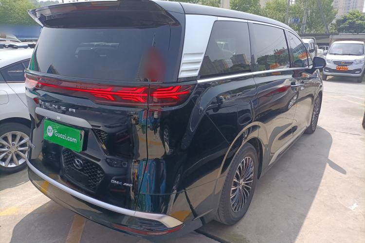 Used Denza D9 2024 DM-i 980 Four-Wheel Drive Prestige Model Rear Right 45 Deg