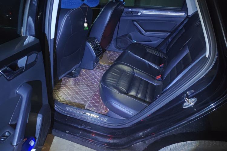 Used Volkswagen Passat 2016 380TSI DSG Prestige Edition Left Rear Seat