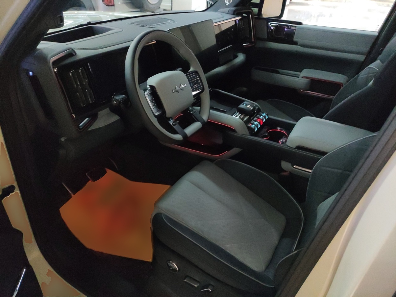 المقاعد الأمامية داخل السيارة