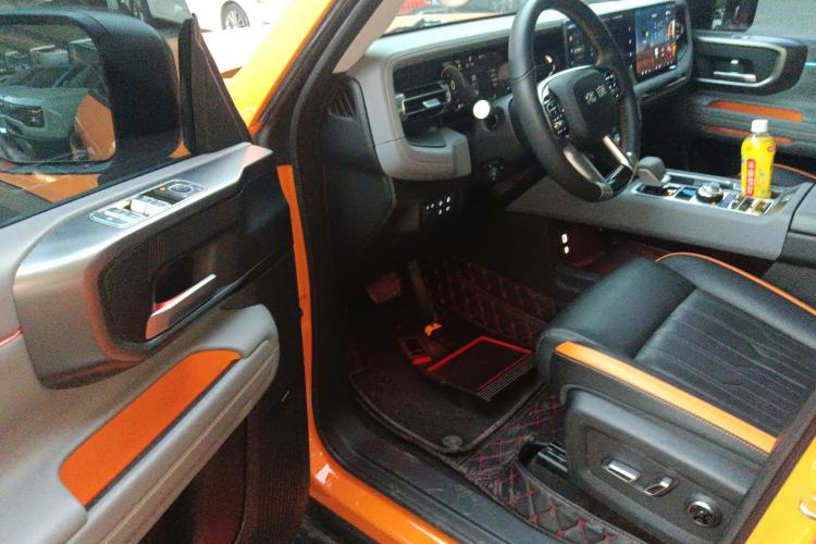 Used BAIC Off-Road BJ40 2024 2.0T All-New Urban Hunter Edition Ultimate Version