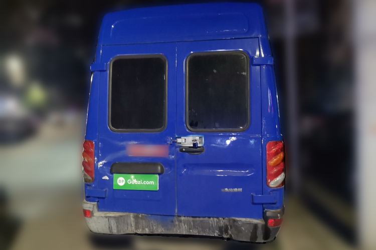 Used Iveco Power Daily 2017 2.5T Classic A37 High-Roof 7-Seater Passenger Van 47Z5
