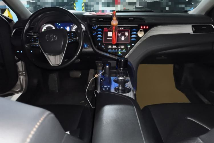 Used Toyota Camry 2018 Dual-Engine 2.5 HG Luxury Edition
