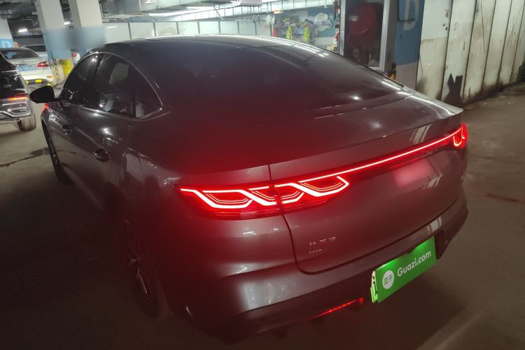 Used BYD Qin L 2025 DM-i Smart Drive 120KM Leading Model