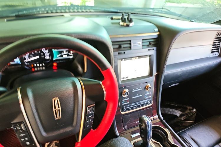 Used Lincoln Navigator 2017 3.5T AWD
