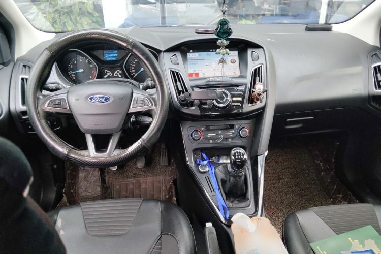 Used Ford Focus 2017 Sedan 1.6L Manual Fashion Edition Smart Drive Version