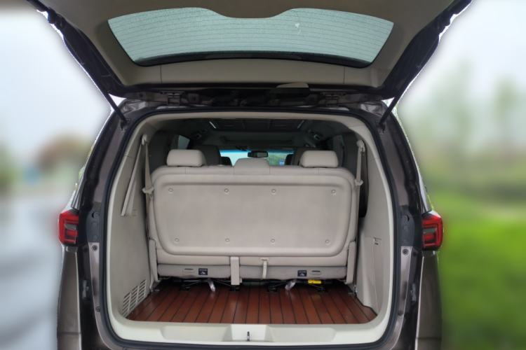 Used Buick GL8 2020 Land Business Class 652T Luxury Model Trunk